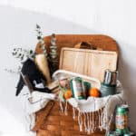 Learn how to pack an Easy Snack and Spritzer Picnic with picnic food ideas, picnic basket essentials and more! Picnic ideas | picnic food | picnic appetizers