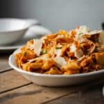Roasted Red Pepper Pasta Sauce is a smoky, creamy tomato and red pepper sauce, similar to marinara, that is easy to make from scratch and super versatile! pink sauce pasta | red pepper pasta | bell pepper pasta | tomato and pepper pasta sauce