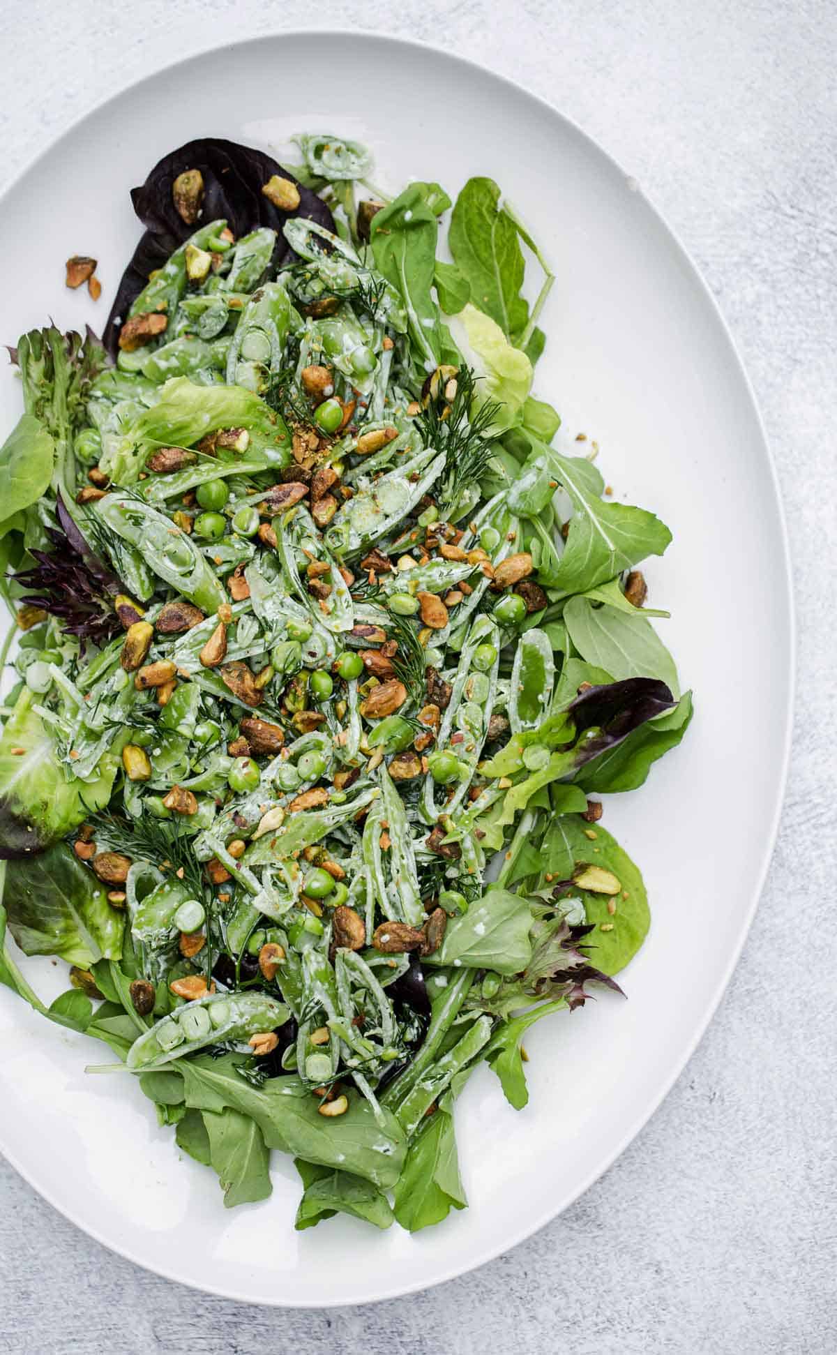 Arugula salad with pistachios